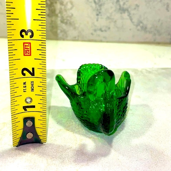 Mosser Glass Emerald Green Swan Miniature 3 Inches Vintage Pristine Condition - Picture 11 of 11